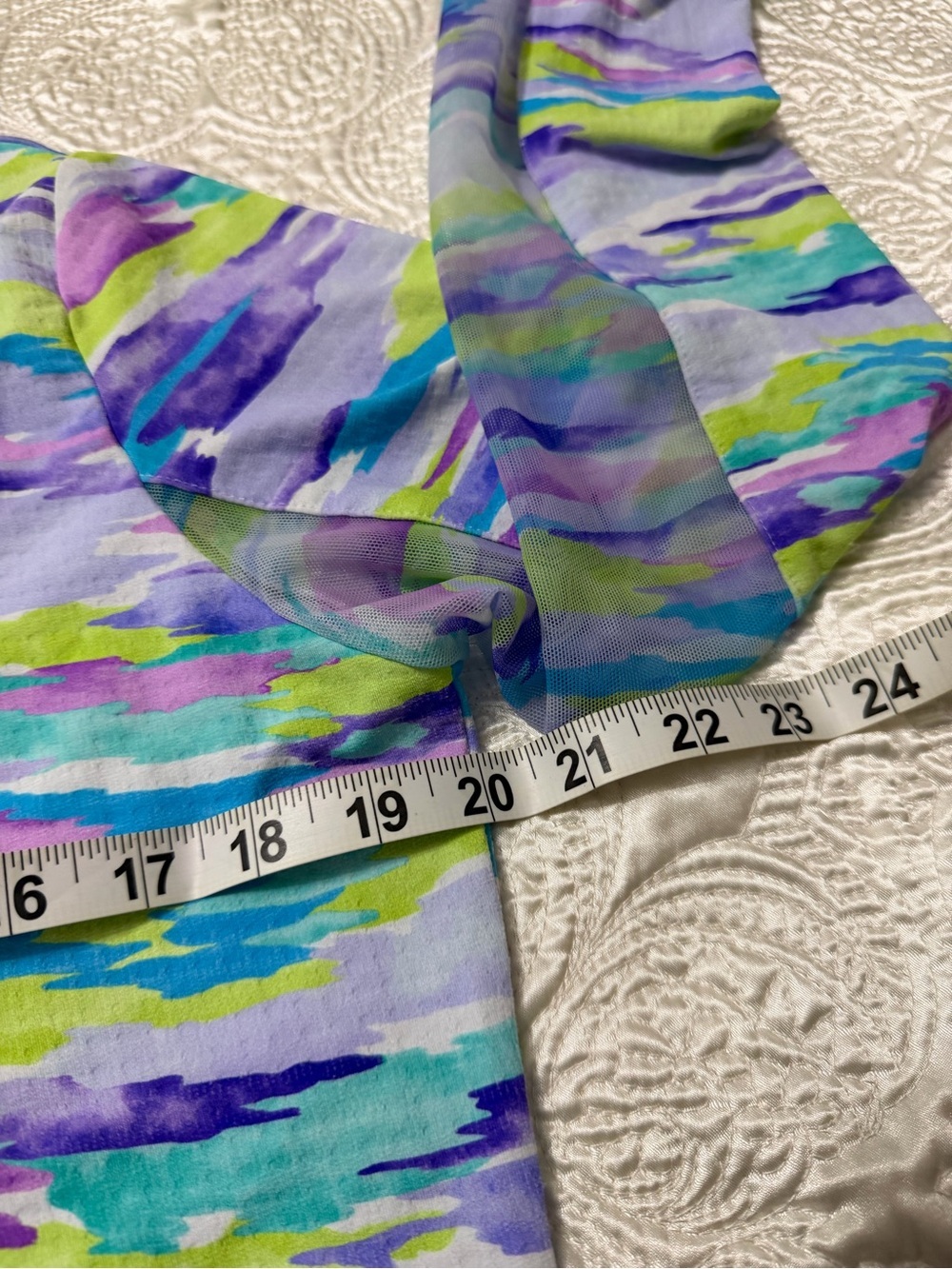 IBKUL Pastel Watercolor Quarter-Zip Pullover in Blue, Purple, Green, Pink - Picture 6 of 8